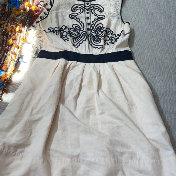 Tuxedo style little free - Picture 2 of 3